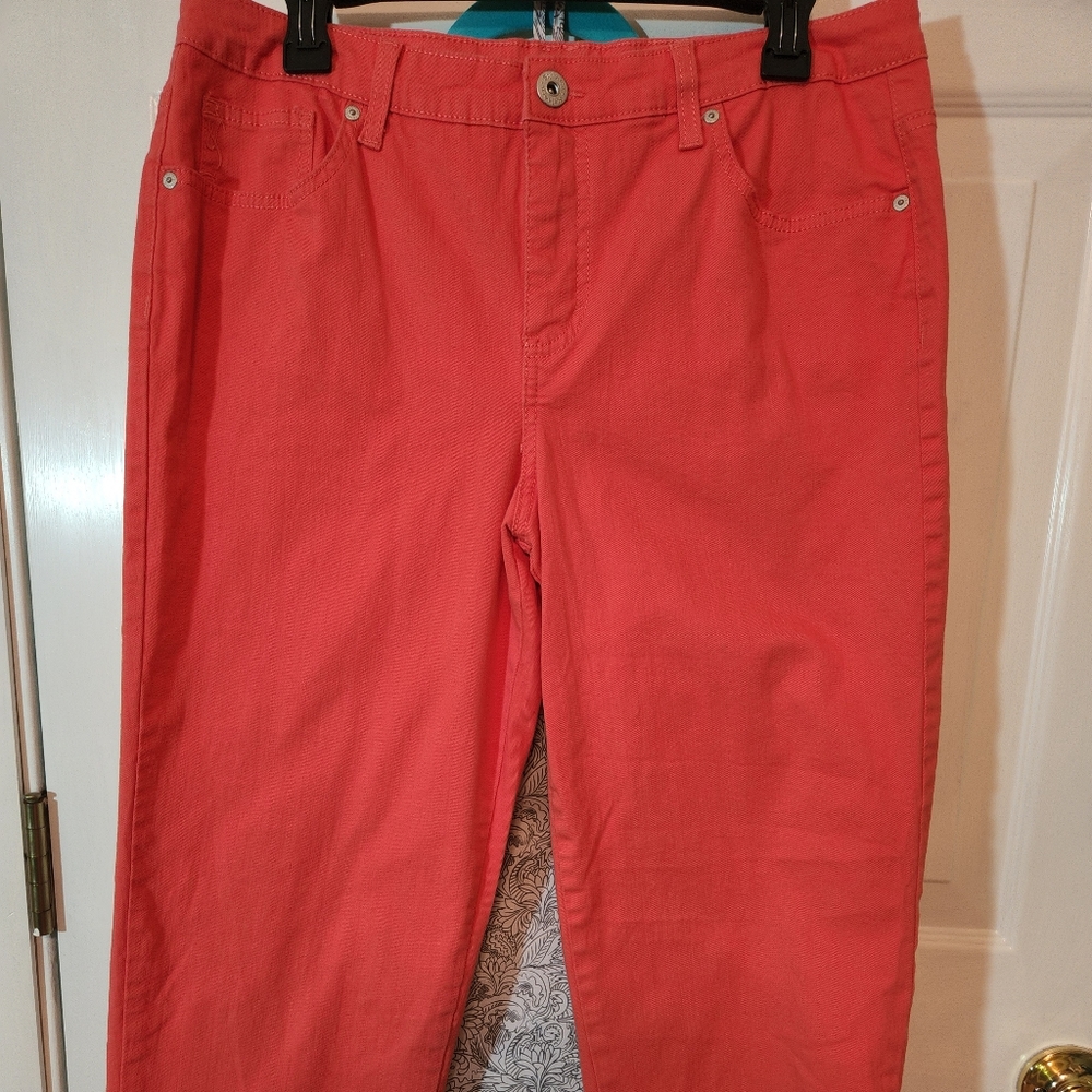 Comfy Style & Co- 5 Pocket Style Tangerine Color Jean Capris  Size 14